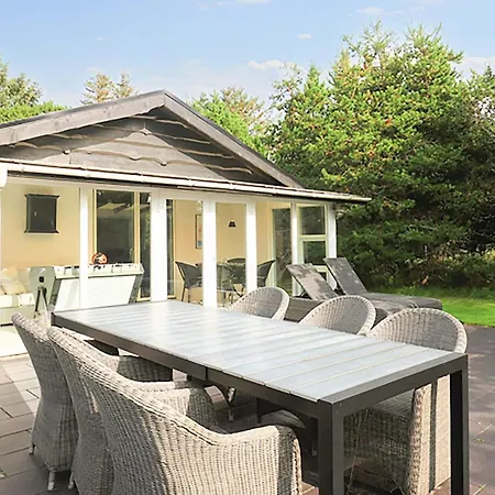 펜션 Luxury Retreat With Pool - By Traum 베제르 스트란드