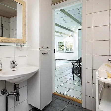 Luxury Retreat With Pool - By Traum 펜션 베제르 스트란드