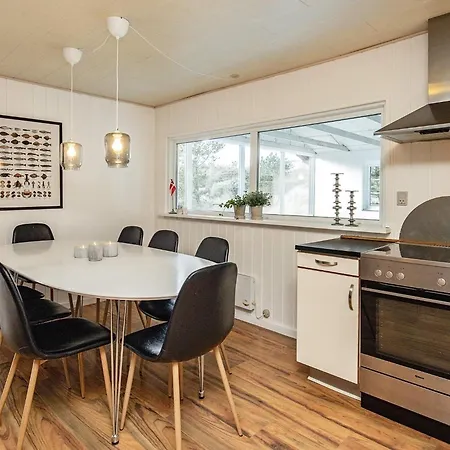 Luxury Retreat With Pool - By Traum 펜션 *